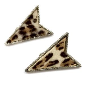 1950’s leopard printed calf hair clip on earrings